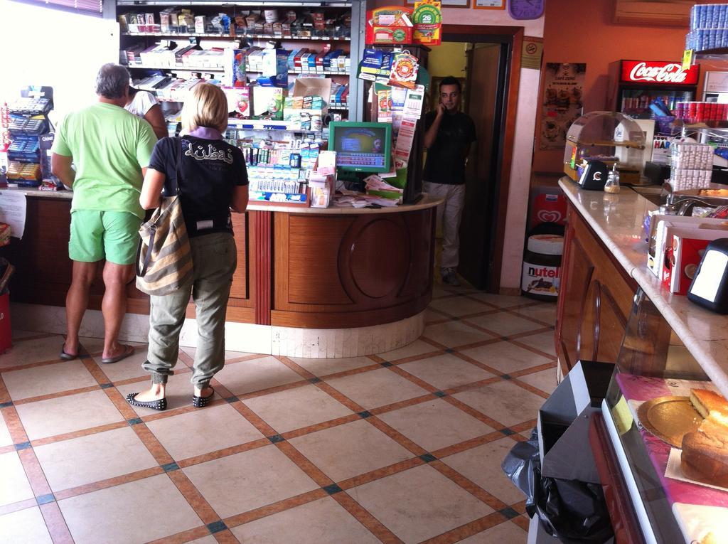 White House Motel Cerveteri Exterior foto